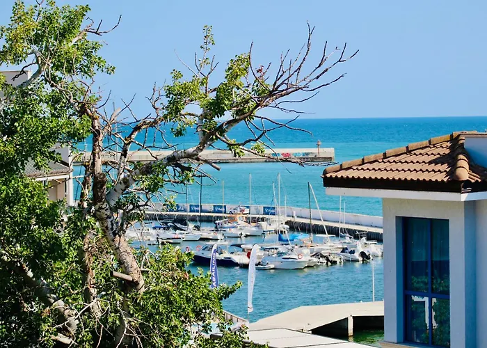 “централ” / * Balchik