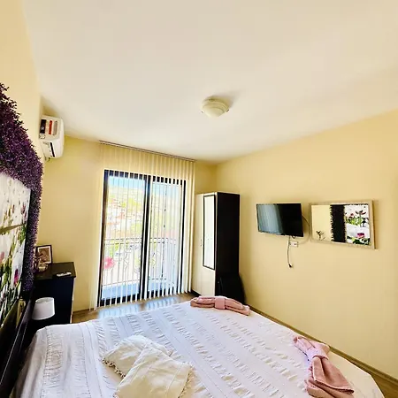 “централ” / Apartmán Balčik