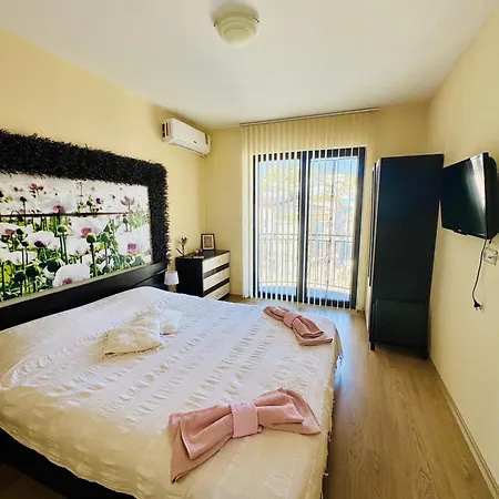 “централ” / Apartment *